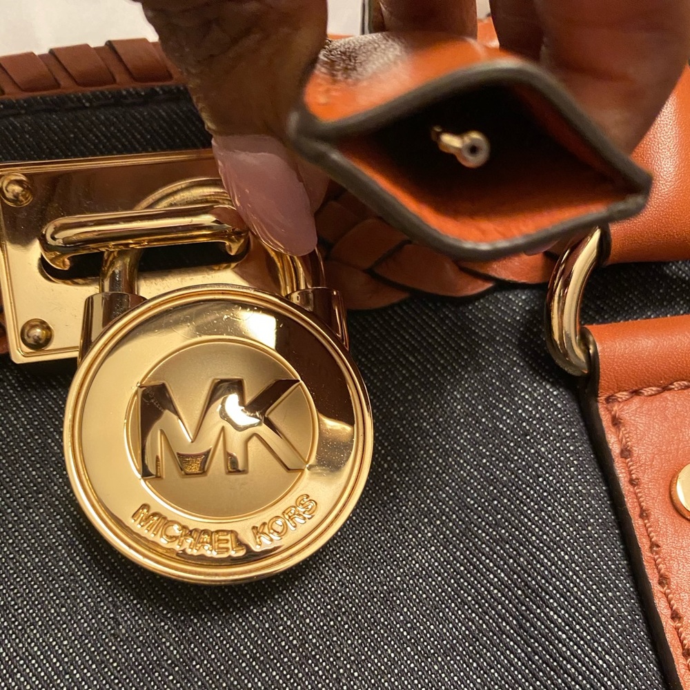 MK purse - Picture 4 of 12